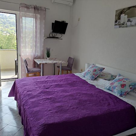 Jurandvor 7A Lovric Apartman Baška Kültér fotó