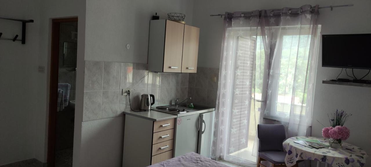 Jurandvor 7A Lovric Apartman Baška Kültér fotó