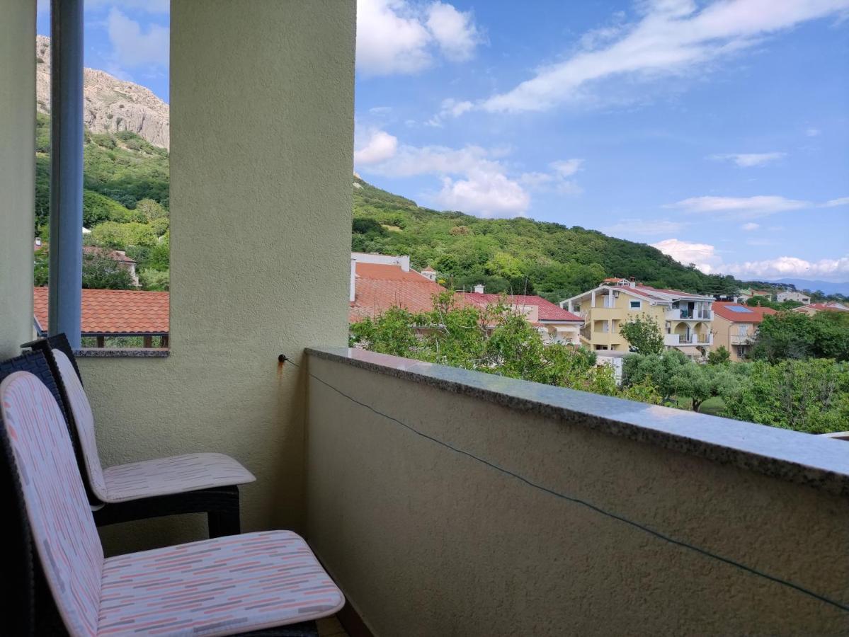 Jurandvor 7A Lovric Apartman Baška Kültér fotó