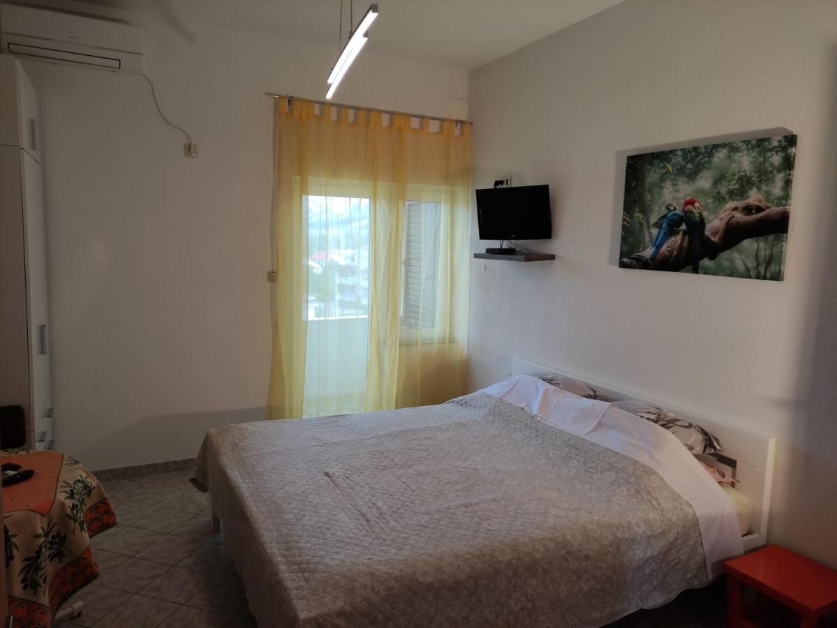 Jurandvor 7A Lovric Apartman Baška Kültér fotó